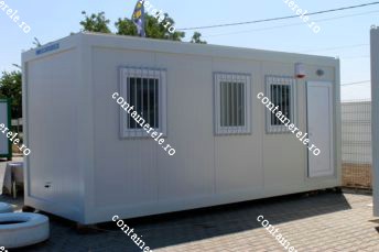 case-din-container-maritim